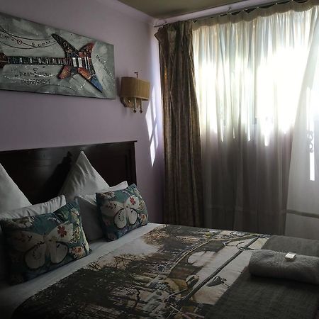 Tassili Lodge Kempton Park Exteriör bild