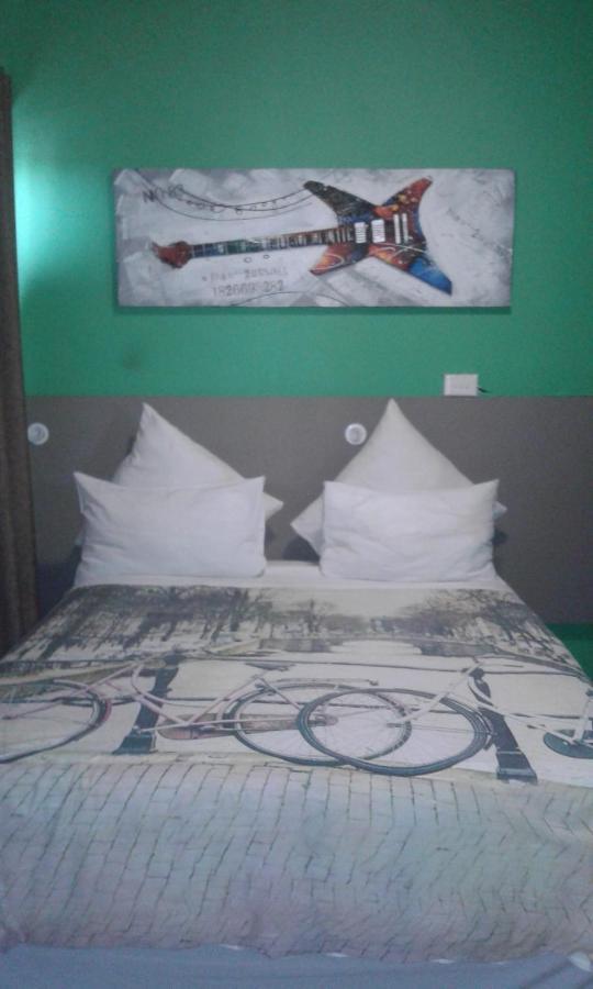 Tassili Lodge Kempton Park Exteriör bild