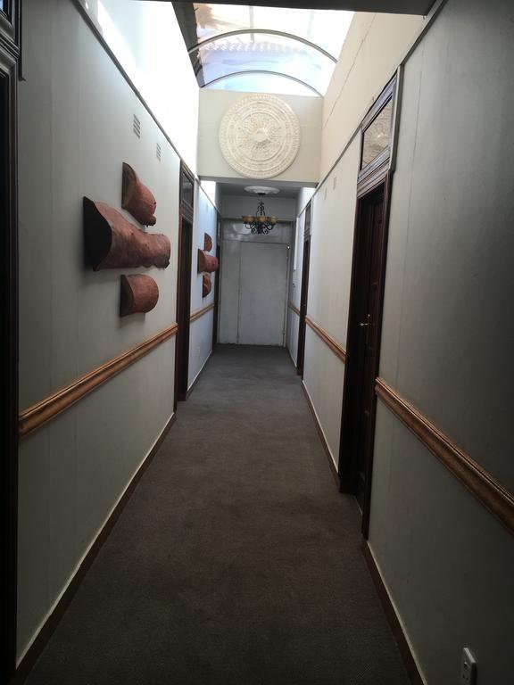 Tassili Lodge Kempton Park Exteriör bild