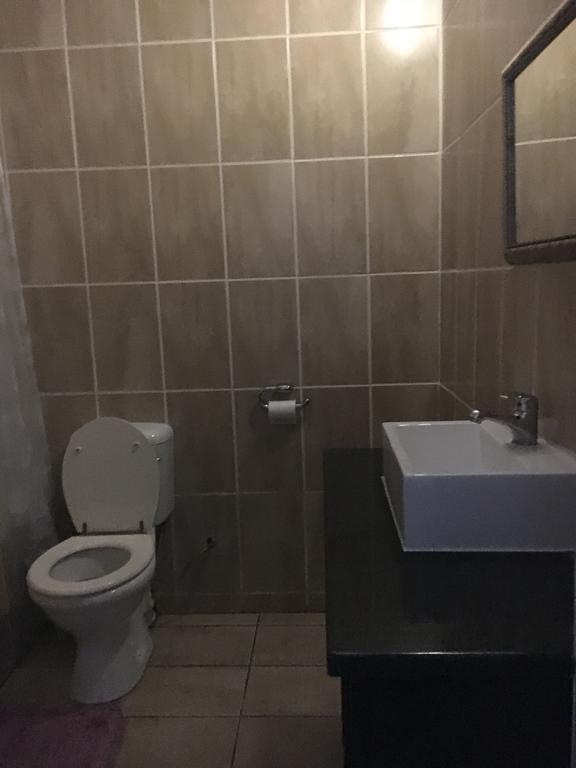 Tassili Lodge Kempton Park Exteriör bild