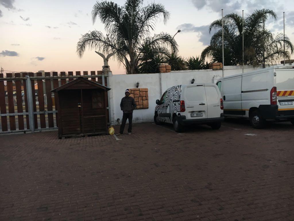 Tassili Lodge Kempton Park Exteriör bild