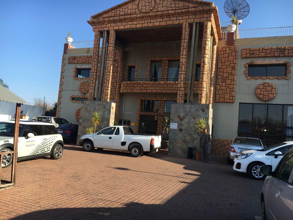 Tassili Lodge Kempton Park Exteriör bild