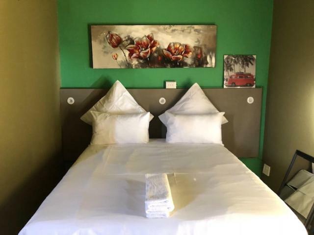 Tassili Lodge Kempton Park Exteriör bild